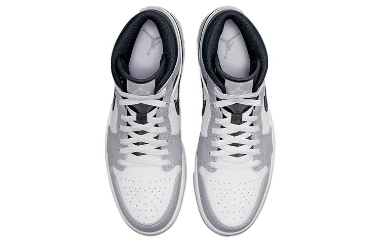 Air Jordan 1 Mid \'Light Smoke Grey\'  554724-078 Epoch-Defining Shoes