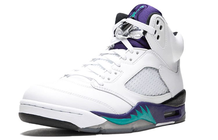 Air Jordan 5 Retro \'Grape\' 2013  136027-108 Epoch-Defining Shoes