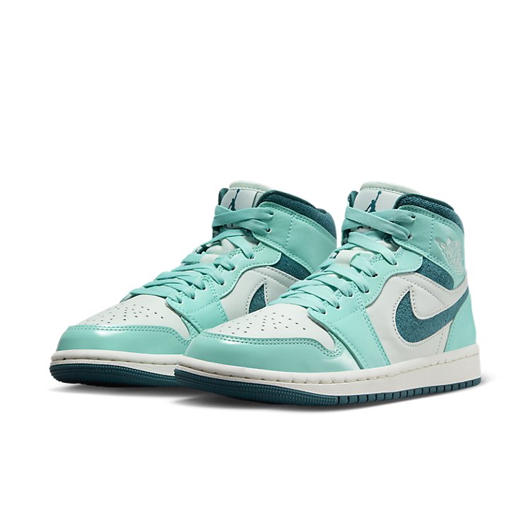 (WMNS) Air Jordan 1 Mid \'Bleached Turquoise\'  DZ3745-300 Epochal Sneaker