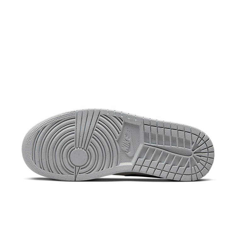 (WMNS) Air Jordan 1 Low SE \'Light Steel Grey\'  DV0426-012 Epoch-Defining Shoes
