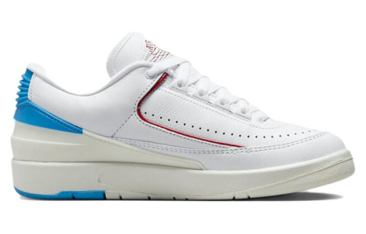 (WMNS) Air Jordan 2 Retro Low \'UNC to Chicago\'  DX4401-164 Iconic Trainers