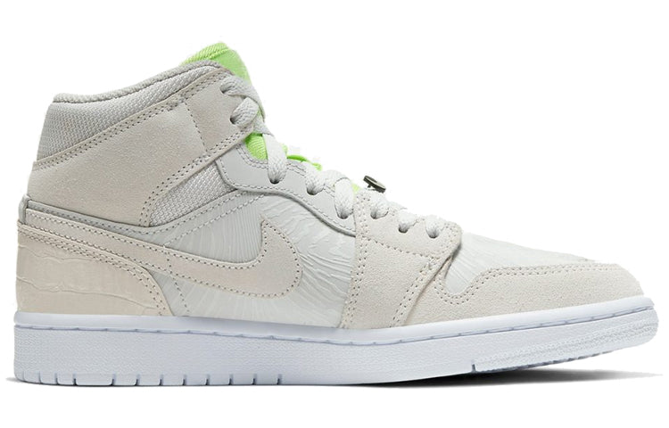 (WMNS) Air Jordan 1 Mid \'Ghost Green\'  CV3018-001 Signature Shoe