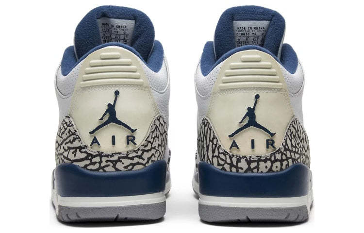 Air Jordan 3 Retro \'True Blue\' (2009)  136064-141(2009) Signature Shoe