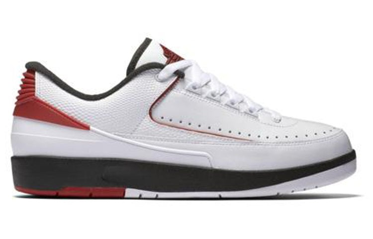 Air Jordan 2 Retro Low \'Chicago\'  832819-101 Epoch-Defining Shoes