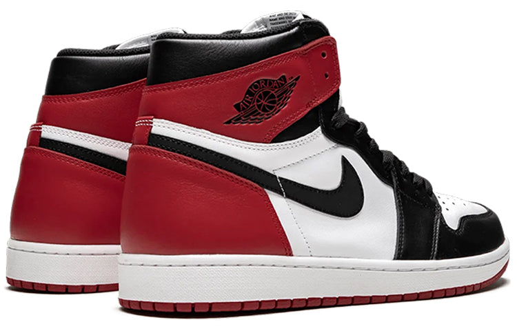 Air Jordan 1 Retro High OG \'Black Toe\' 2016  555088-125 Antique Icons