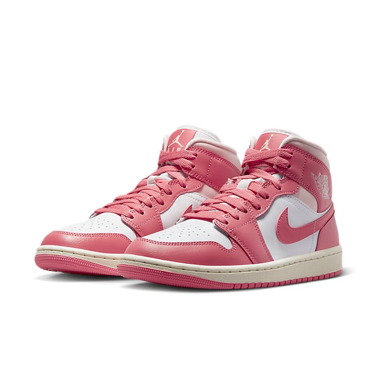 (WMNS) Air Jordan 1 Mid \'Strawberries and Cream\'  BQ6472-186 Classic Sneakers