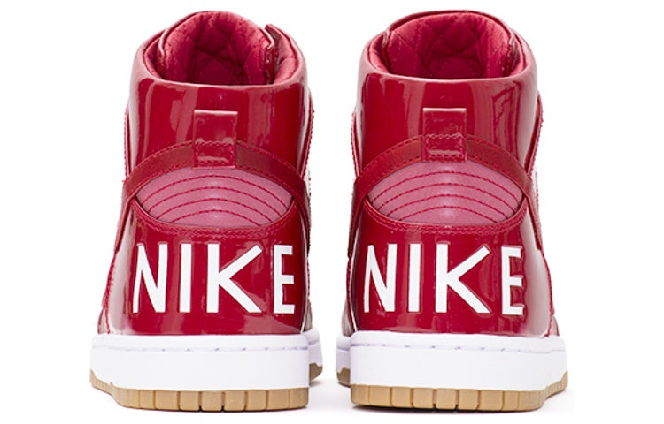 Nike Dunk Lux SP \'Gym Red\'  718790-661 Classic Sneakers