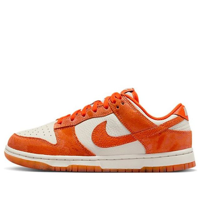 (WMNS) Nike Dunk Low 'Cracked Orange' FN7773-001 Iconic Trainers