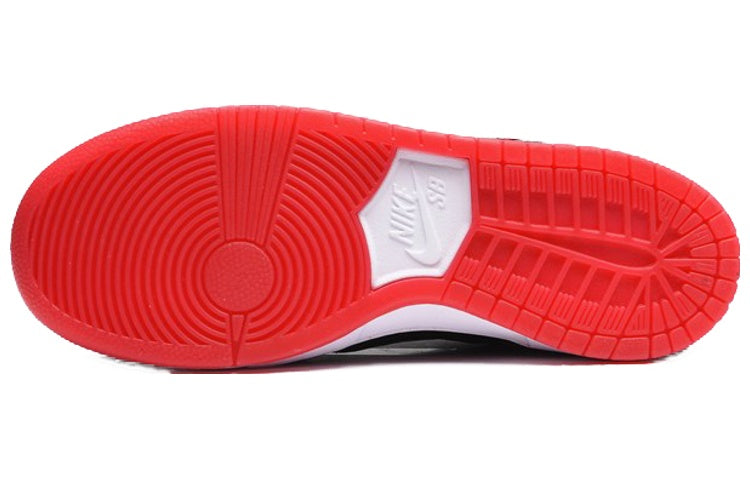 Nike Ishod Wair x SB Zoom Dunk Low Pro \'Sports Car\'  895969-006 Signature Shoe