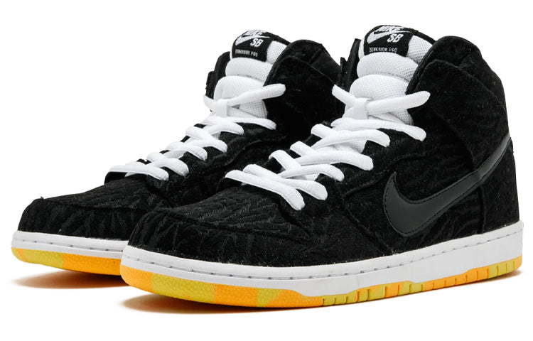 Nike SB Dunk High Pro \'Skunk\'  305050-034 Classic Sneakers