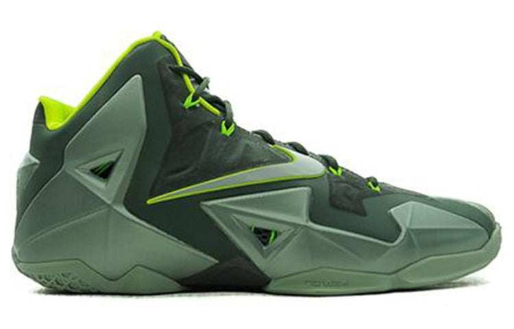 Nike LeBron 11 'Dunkman' 616175-300 Signature Shoe - Click Image to Close