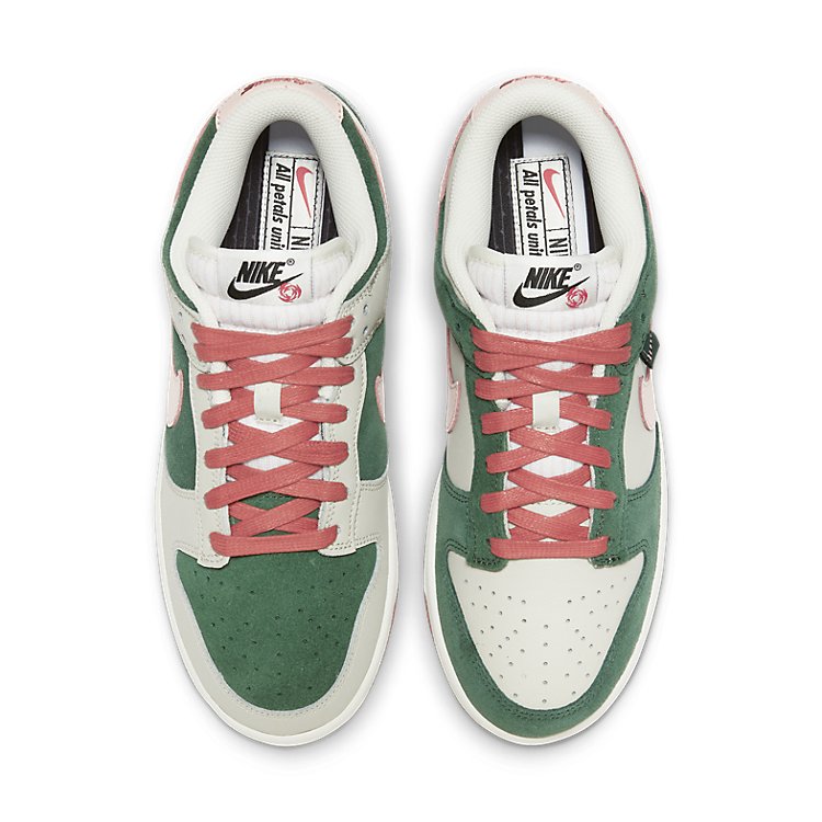 (WMNS) Nike Dunk Low SE 'All Petals United' FN8923-061 Iconic Trainers - Click Image to Close