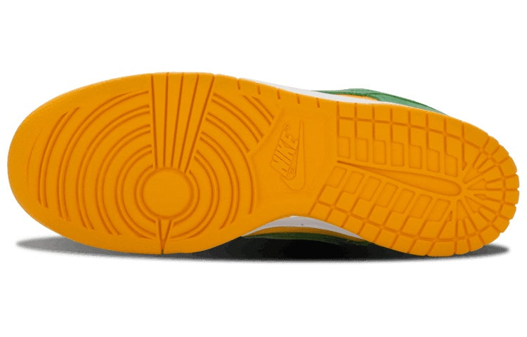 Nike Dunk Low Pro SB \'Buck\'  304292-132 Signature Shoe