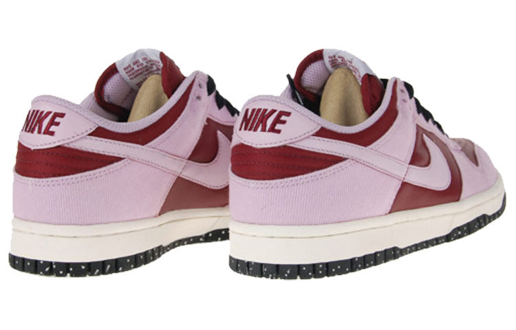 Nike W\'S Dunk Low Cl  317815-651 Iconic Trainers