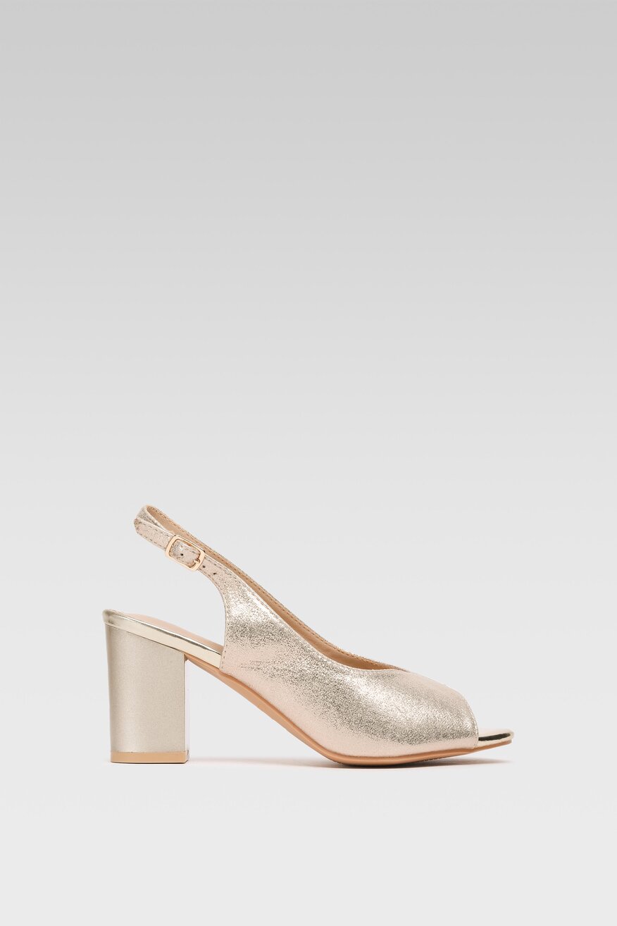 Sandały Clara Barson ACANNA KL-230801-02 Złoty