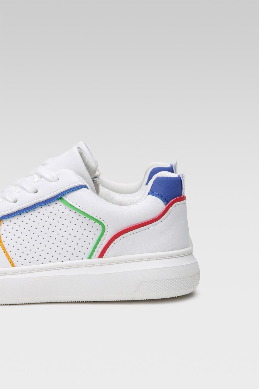 Półbuty Action Boy AVO-501-090 Biały