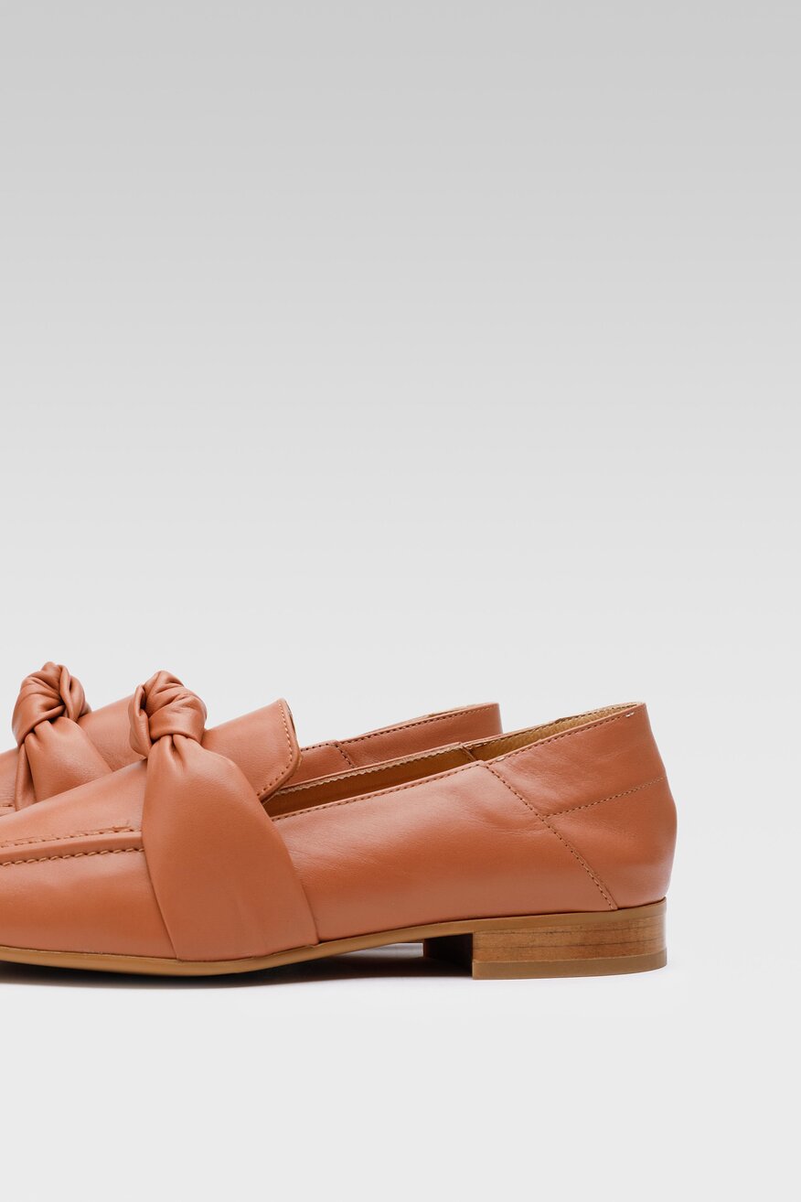 Półbuty Gino Rossi 7311 Camel