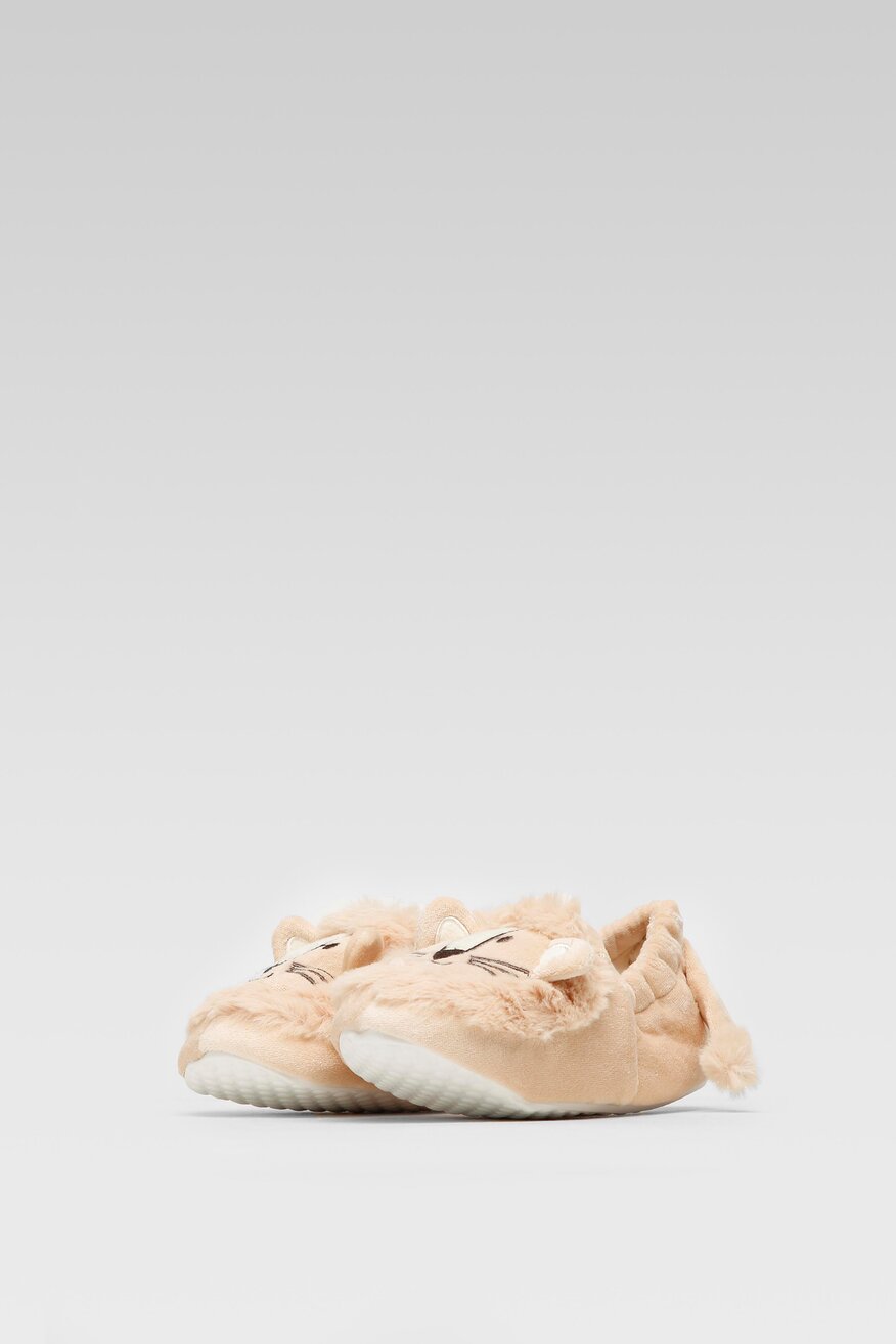 Kapcie Action Boy B12035 Beżowy