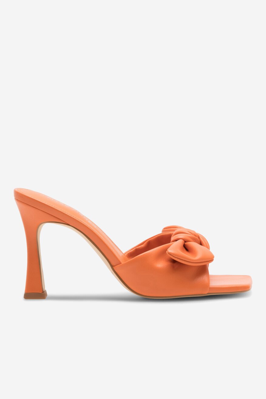 Klapki MARC FISHER F-DEMAR ORA01 Orange