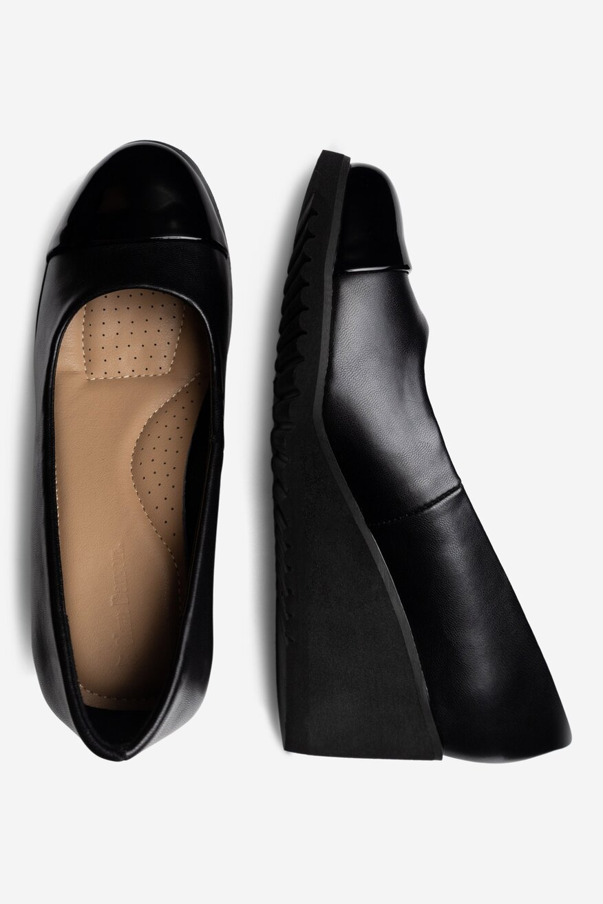 Półbuty Clara Barson ALEXIS WYL3396-2A Czarny