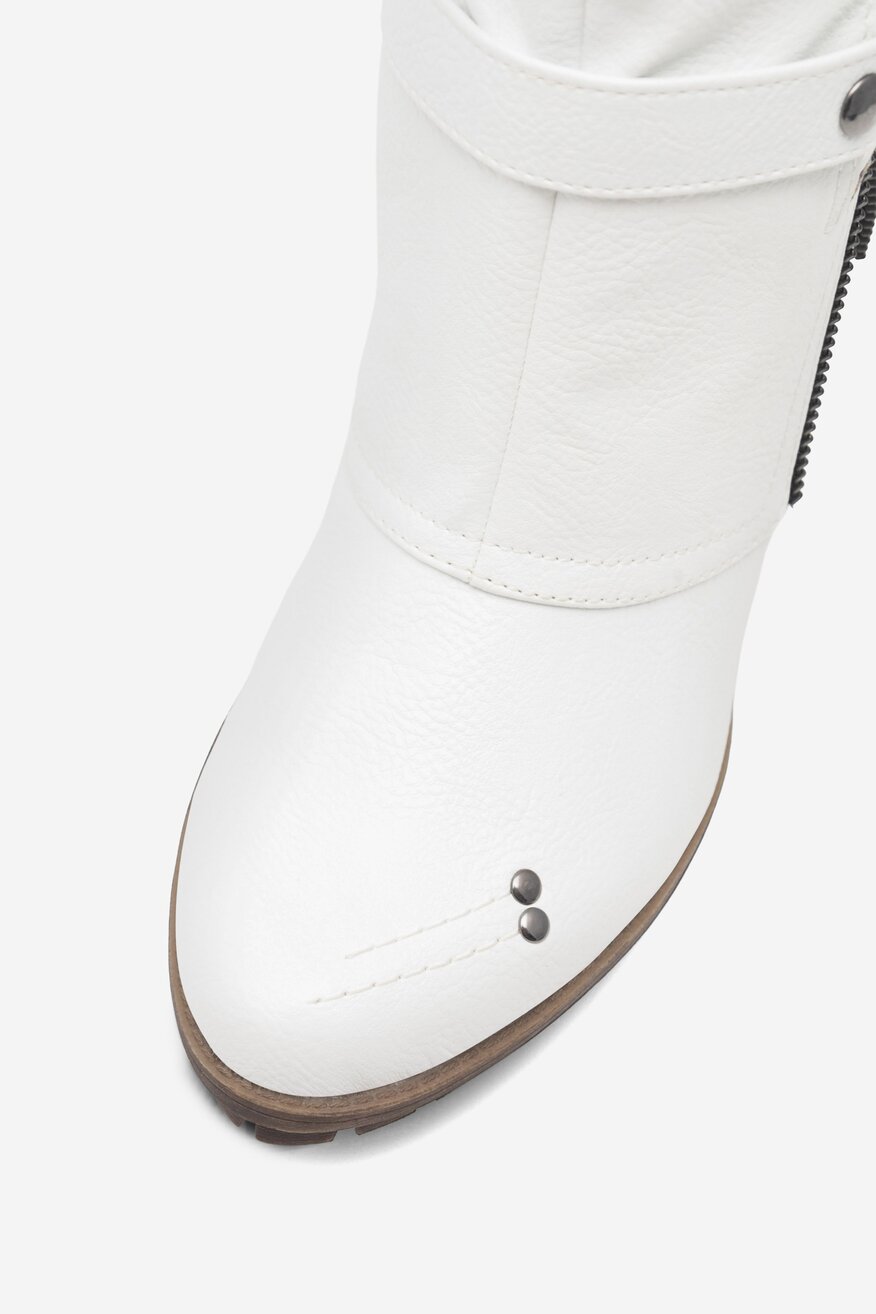 Kozaki Mustang 1141-606 Biały