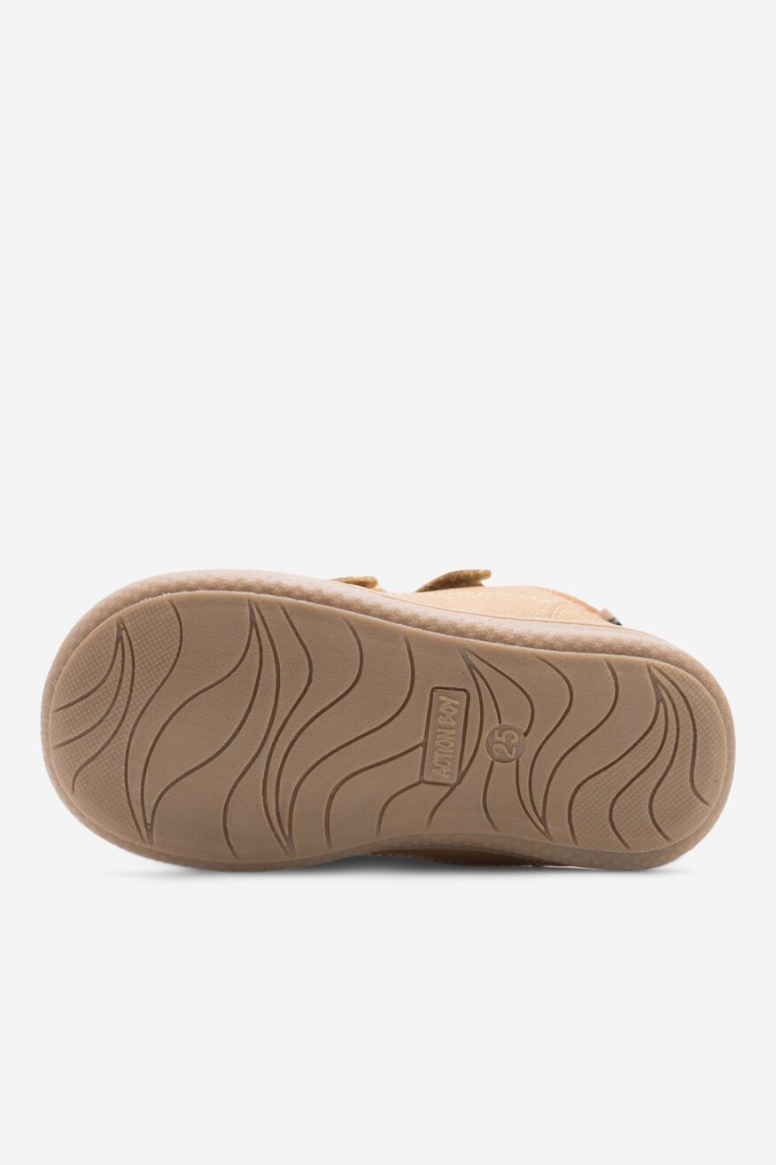 Trzewiki Action Boy CM221027-10 Camel