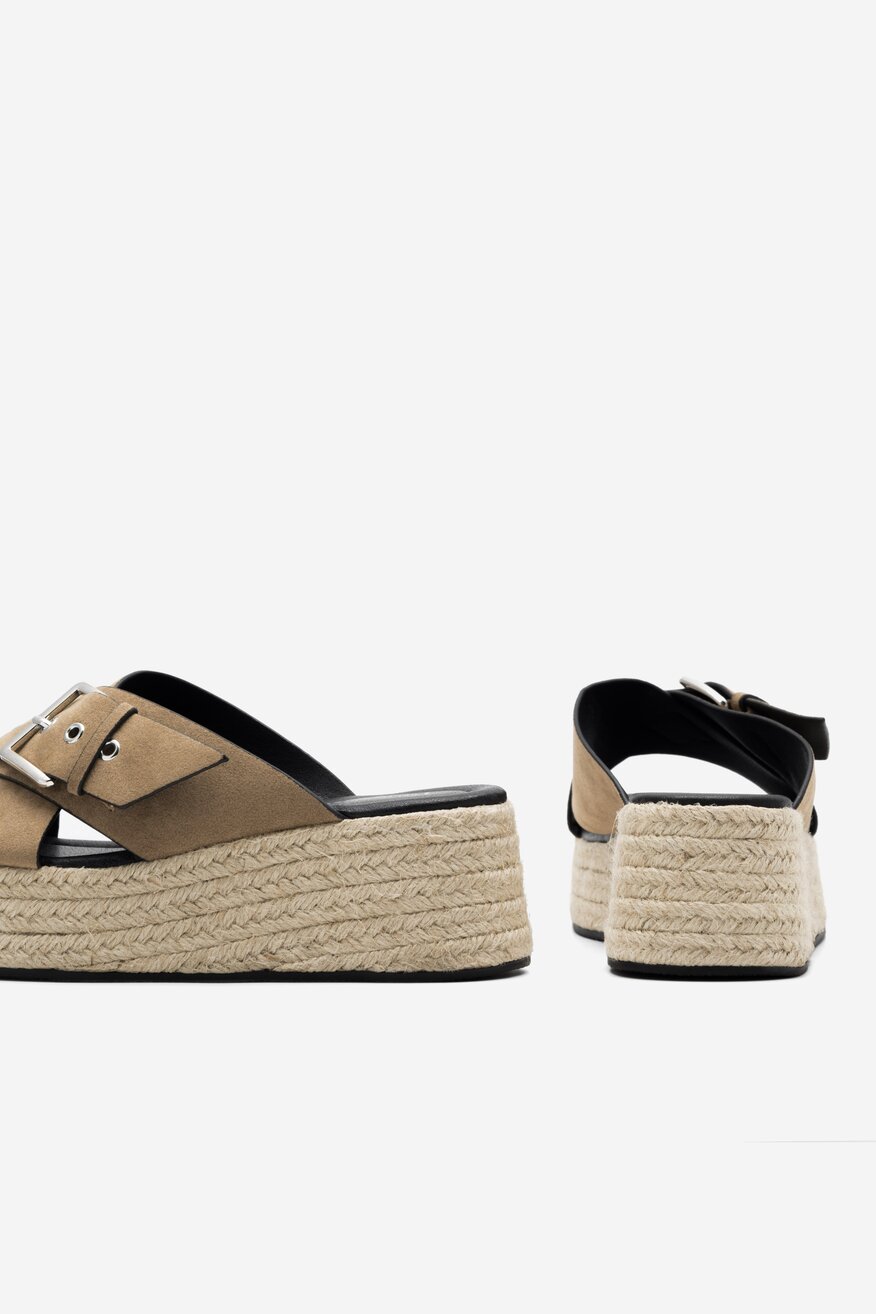 Klapki DeeZee ZOE WSS-100722-01 Khaki