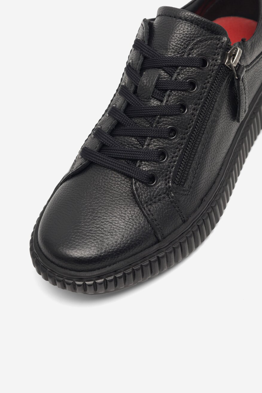 Półbuty Go Soft WI16-RN052-01 Czarny