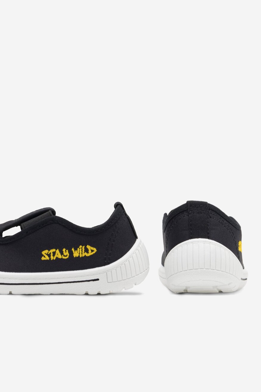 Kapcie Action Boy CA22483C Czarny