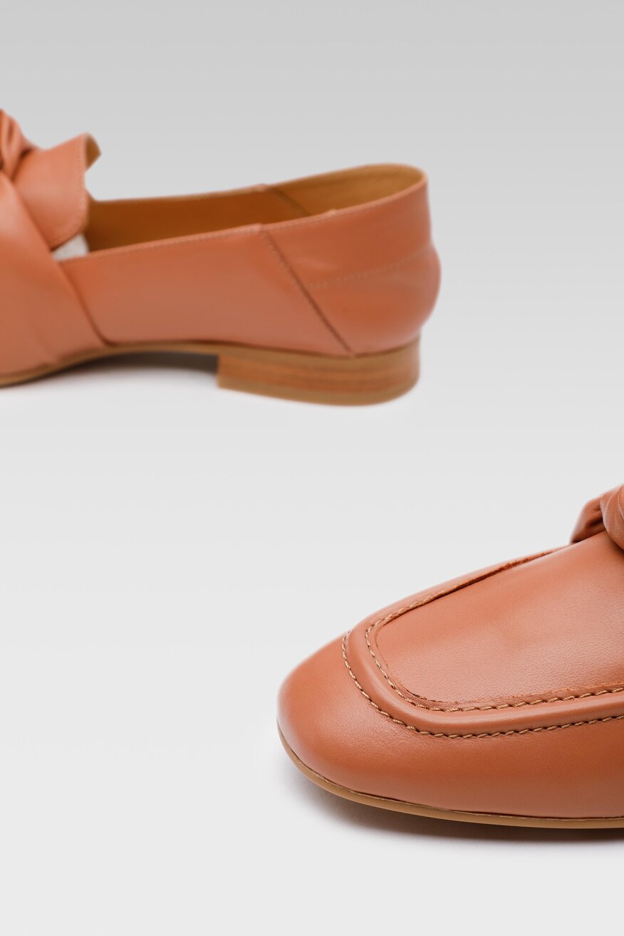 Półbuty Gino Rossi 7311 Camel