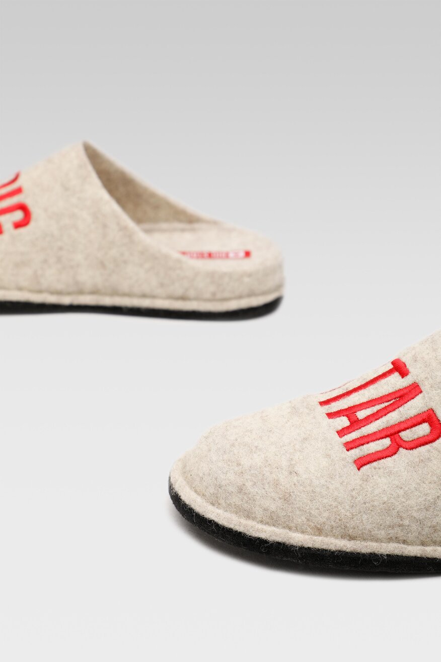 Kapcie Big Star KK276021C Beżowy