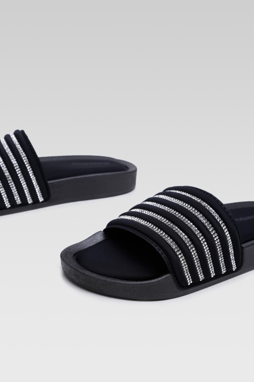 Klapki Bassano WSS20256-25 Czarny