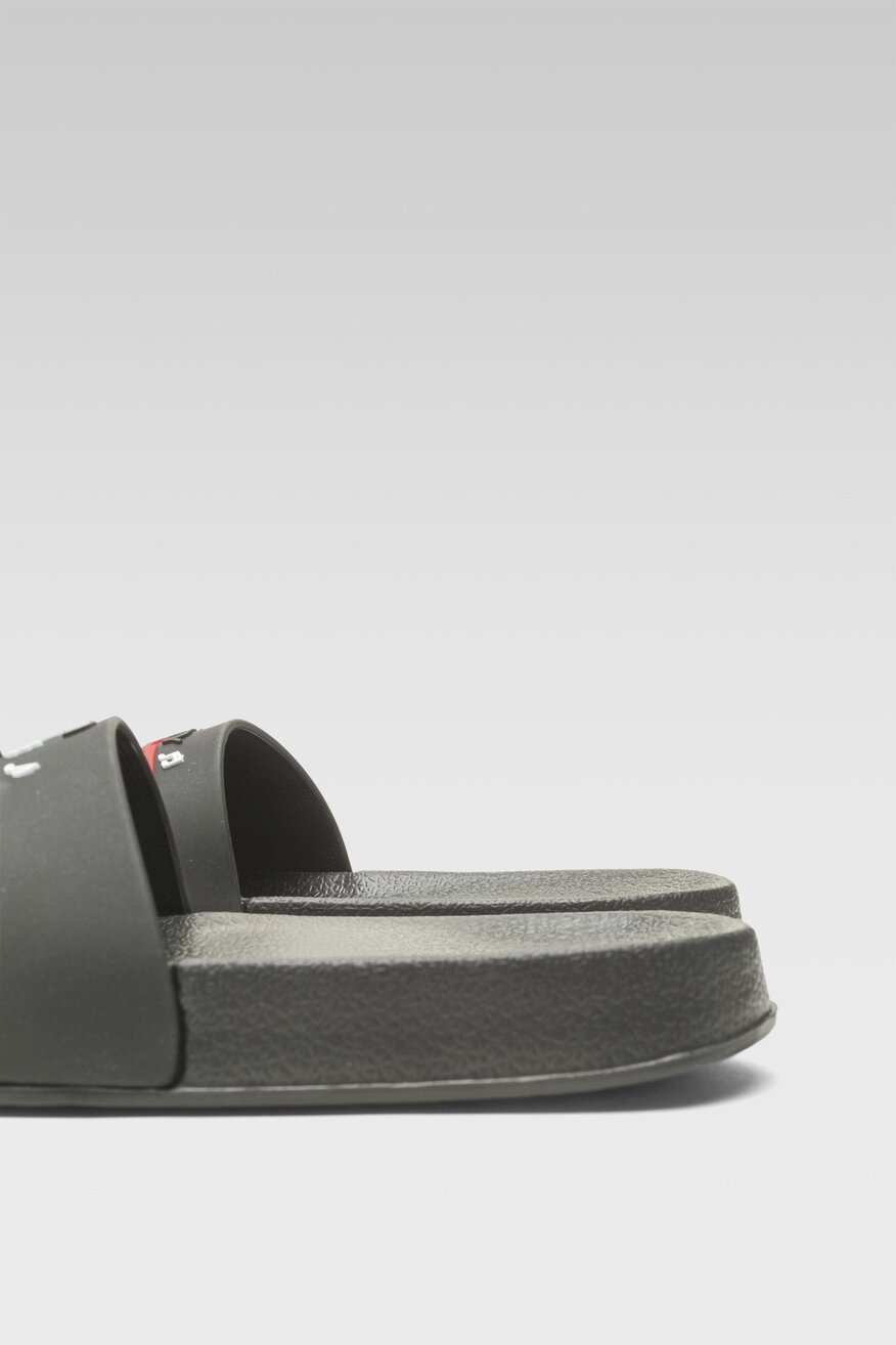 Klapki basenowe DISNEY 100 SS23-101DSTC-B Czarny