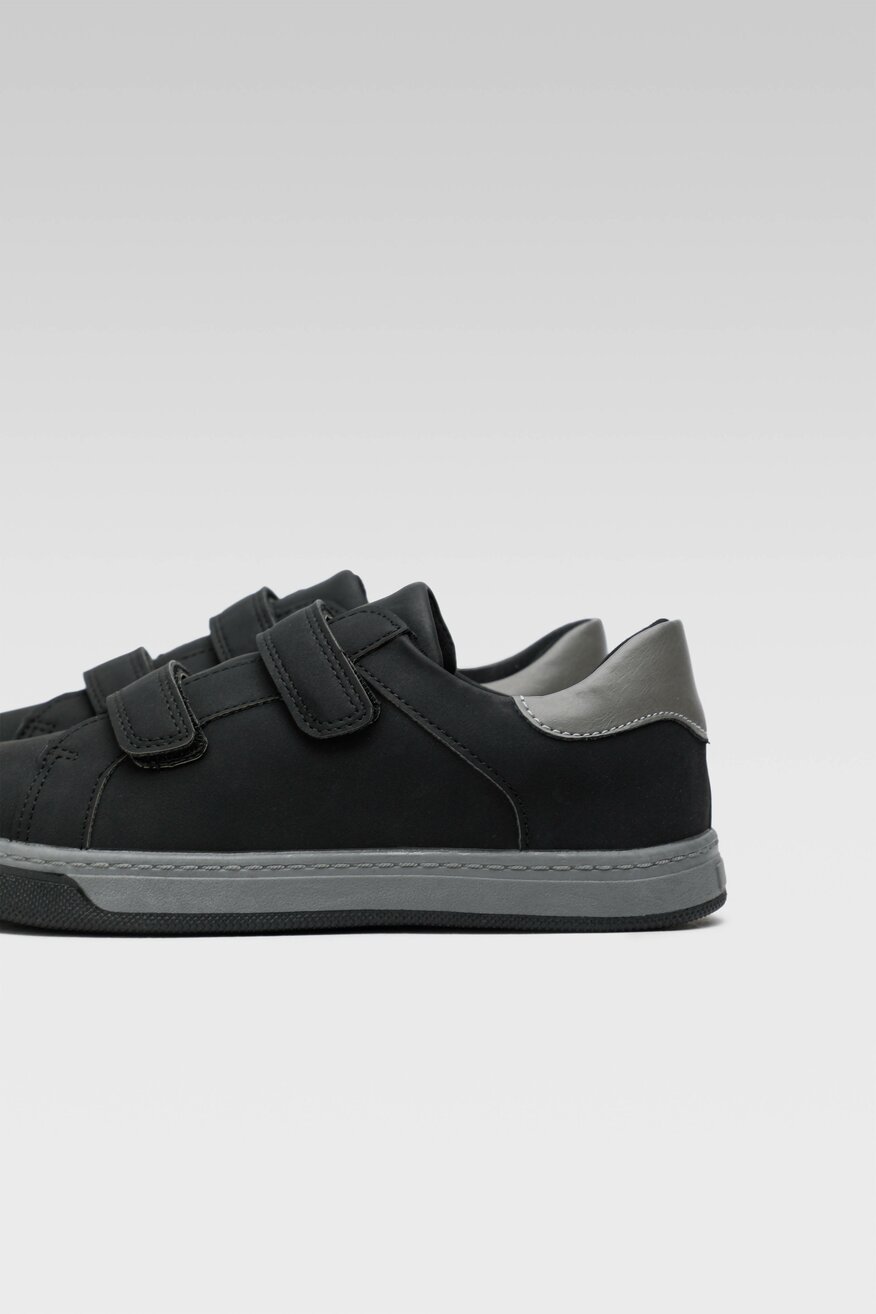 Półbuty Action Boy CM2110275-8 Czarny