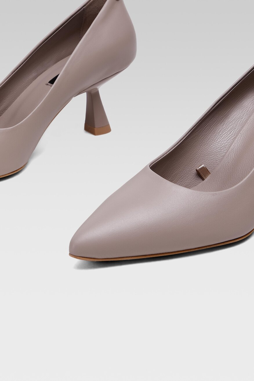 Czółenka Gino Rossi 22955 Szary jasny