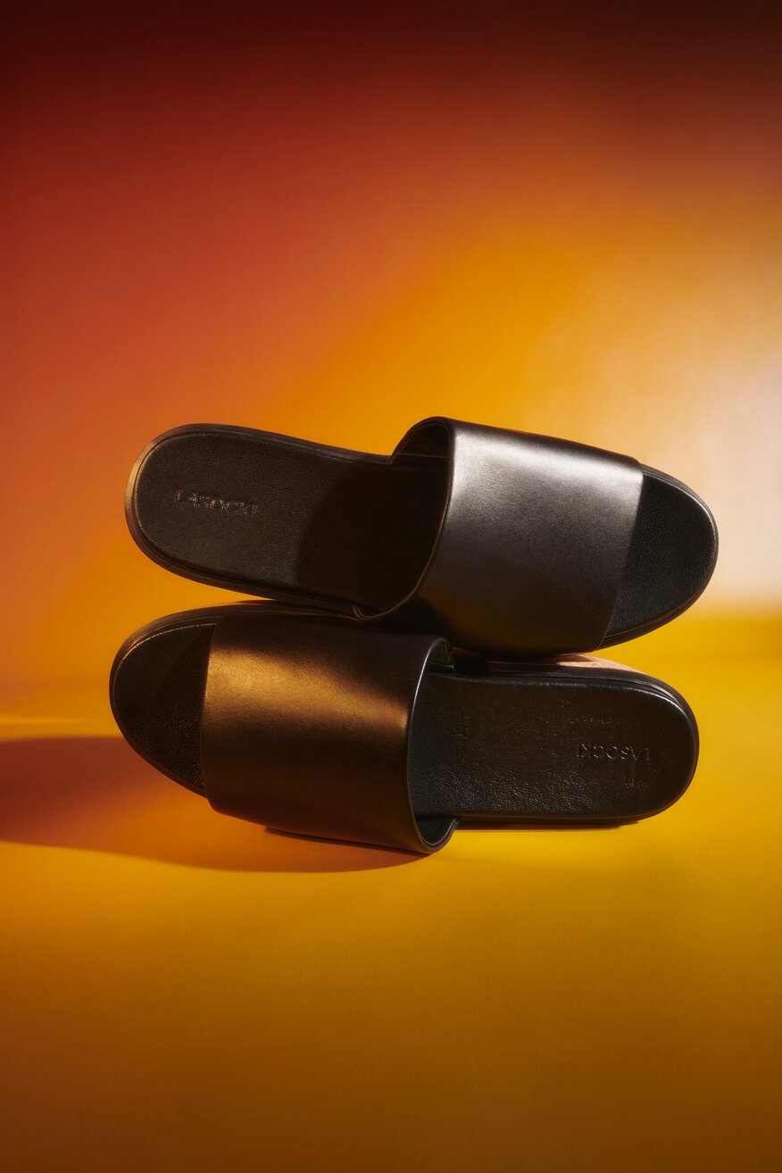 Klapki Lasocki WYL3440-4Z Czarny