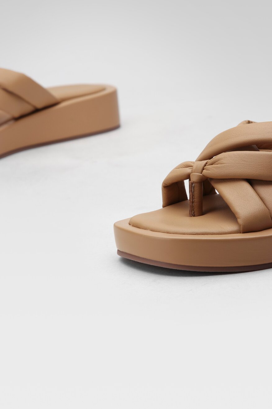 Klapki Sergio Bardi DELL-CHV-AC-01SB Camel