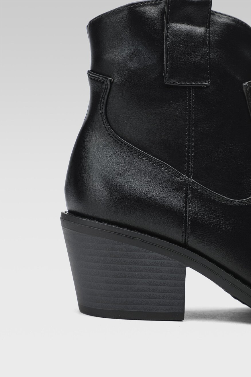 Botki Jenny Fairy WS5617-06 Czarny