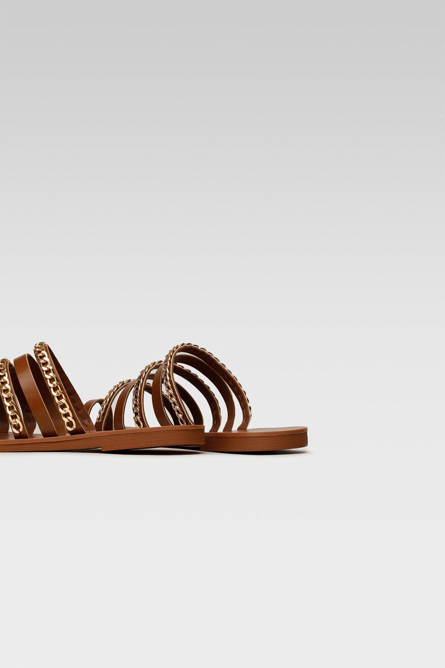 Klapki Bassano AGK21702 Brązowy