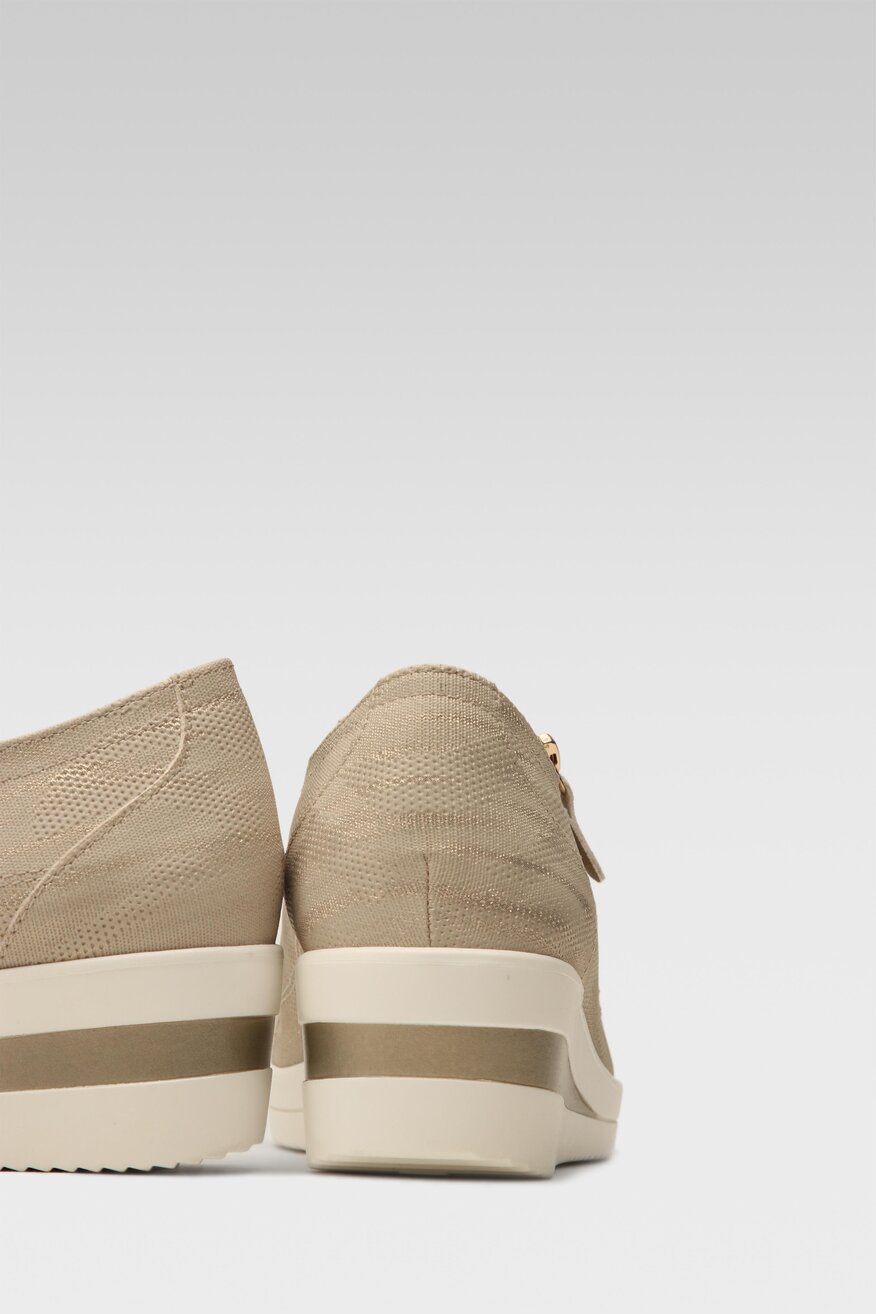 Półbuty Clara Barson WYL1711-21 Złoty