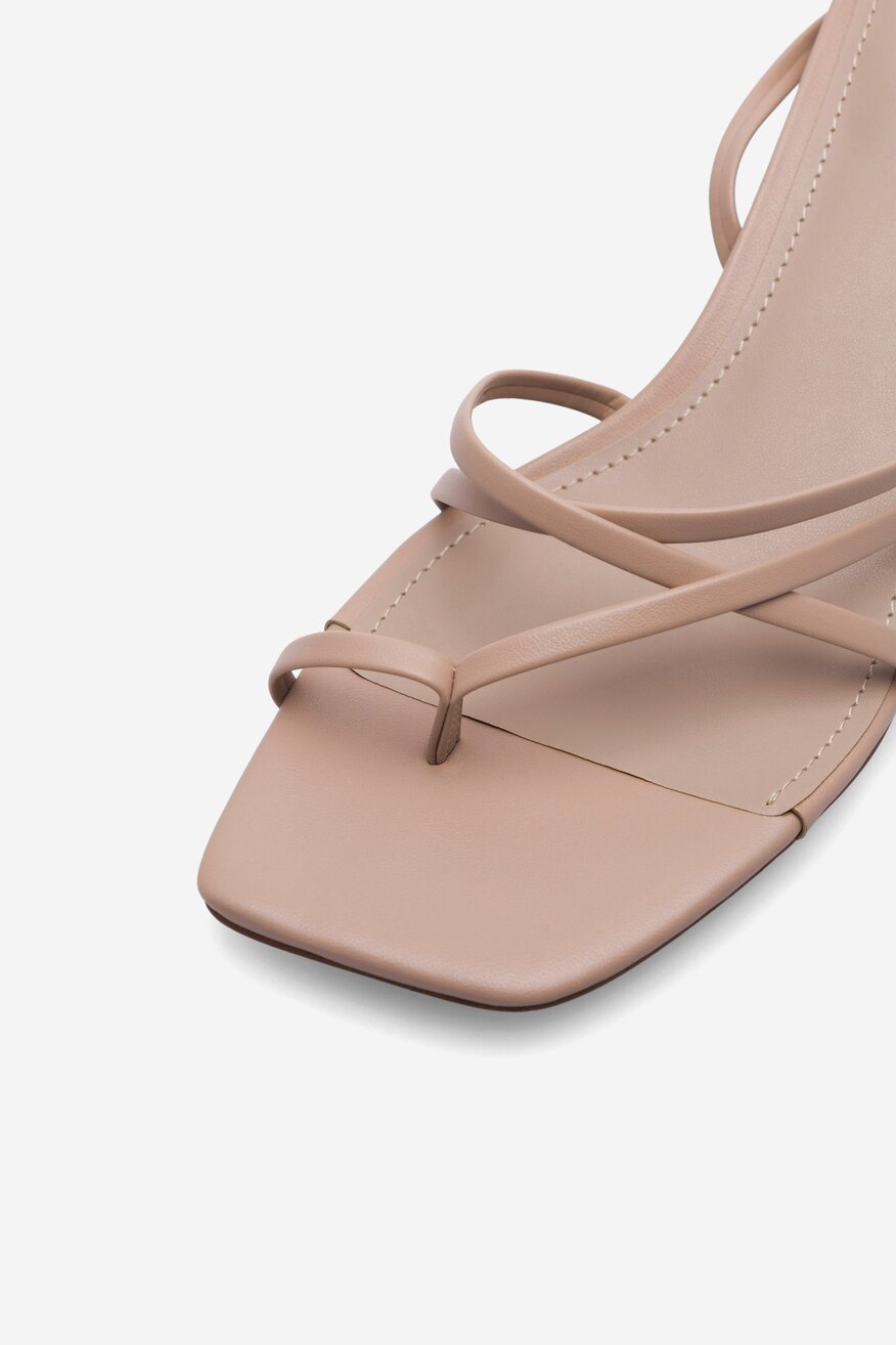 Sandały MARC FISHER F-HEADWAY LNA01 Beżowy jasny