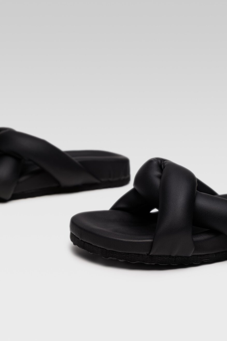 Klapki Jenny Fairy AJK0514-12 Czarny