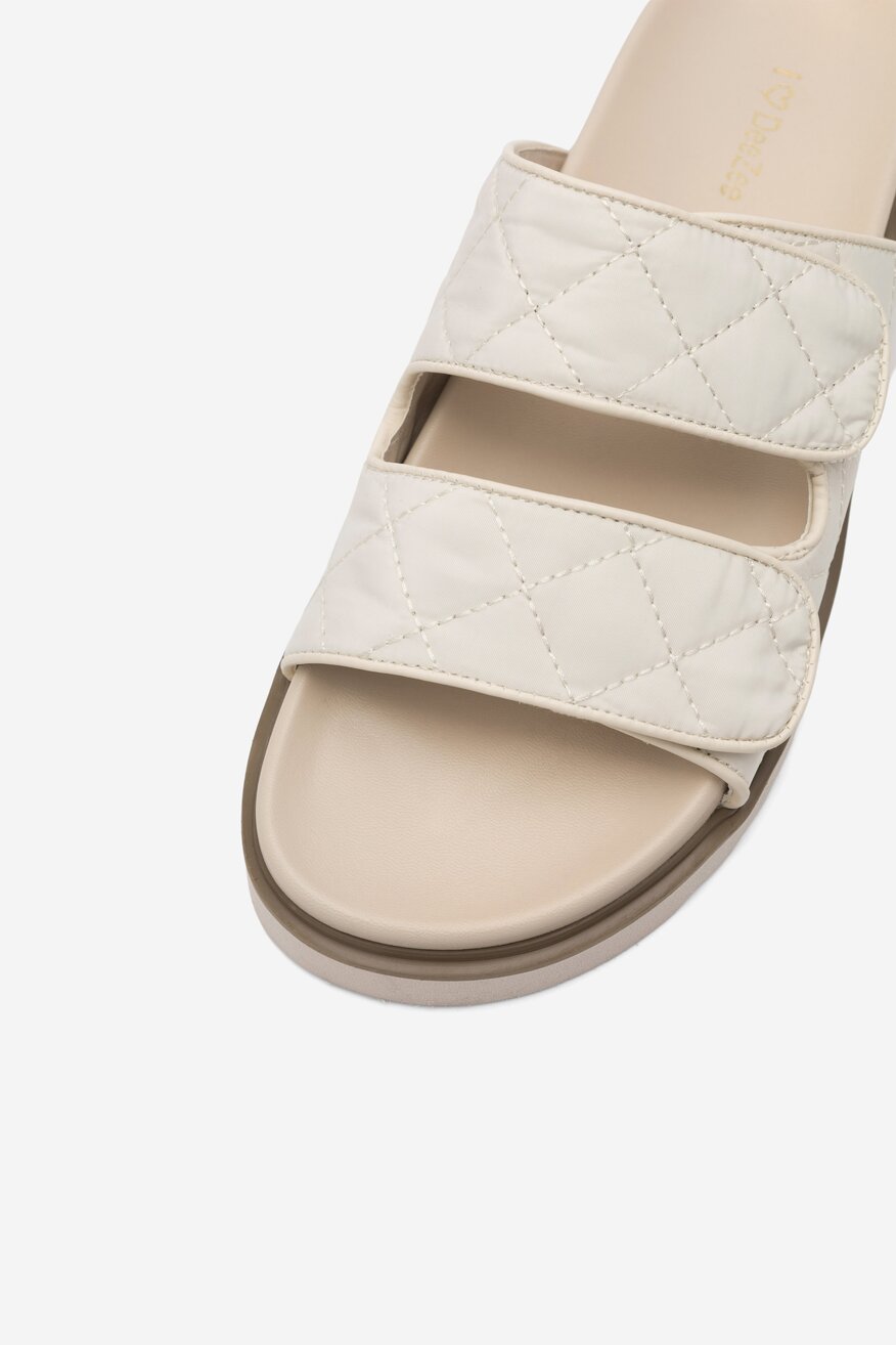 Klapki DeeZee BLAIR H86009-6A Beżowy