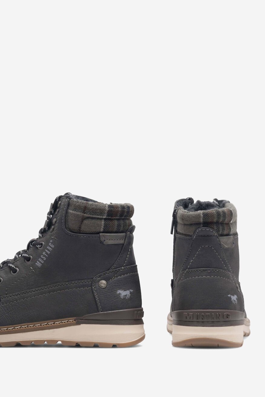 Trzewiki Mustang 4141-602 Szary