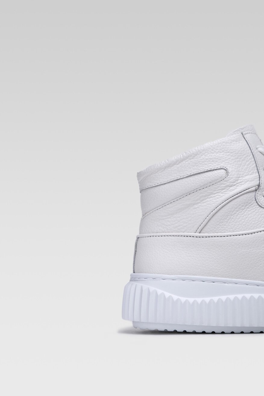 Trzewiki Badura WI23-ANIMA-01 Biały