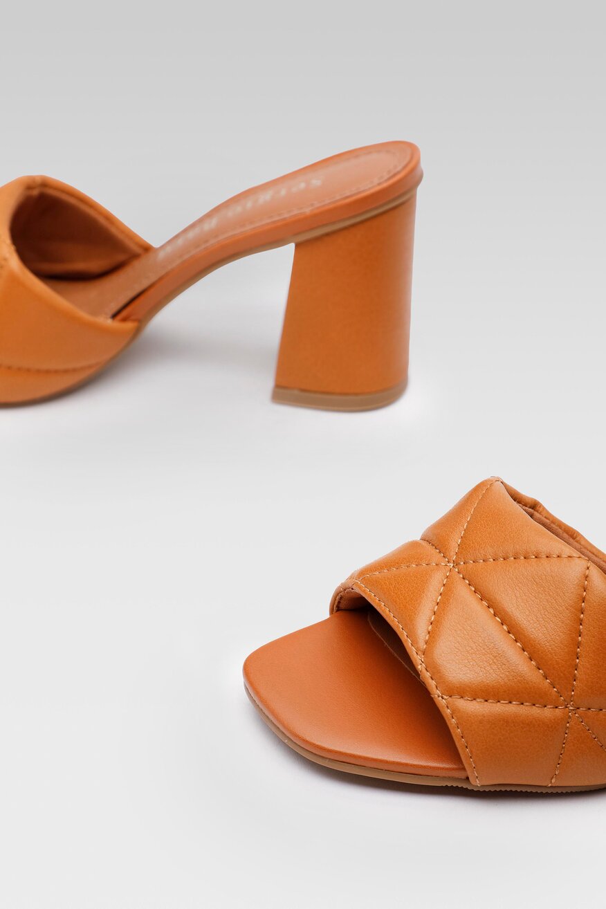 Klapki Sergio Bardi KR-330403-02SB Camel