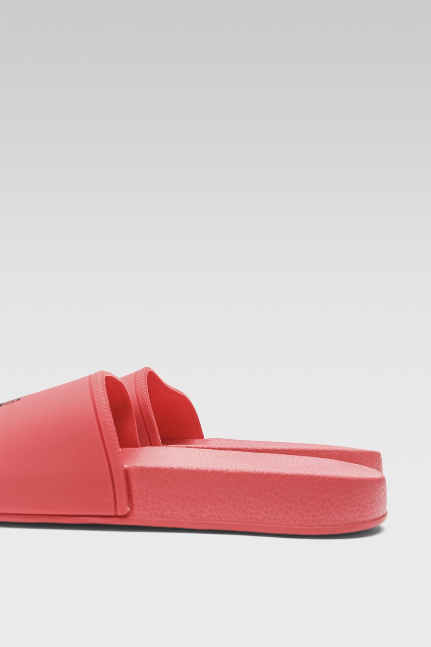 Klapki basenowe DISNEY 100 SS23-865612 Czerwony