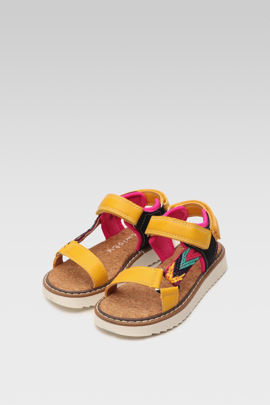 Sandały Twisty AVO-317-012 Żółty