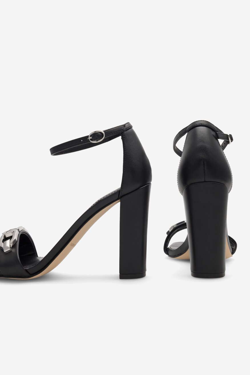 Sandały MARC FISHER F-WINNIA BLK01 Czarny