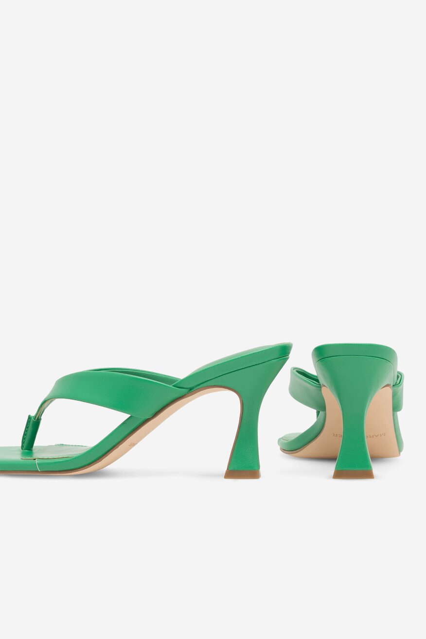 Klapki MARC FISHER F-HUNT DGN01 Zielony ciemny